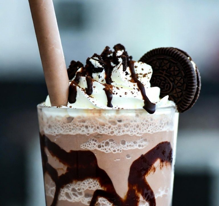 Chocolate Oreo Shake